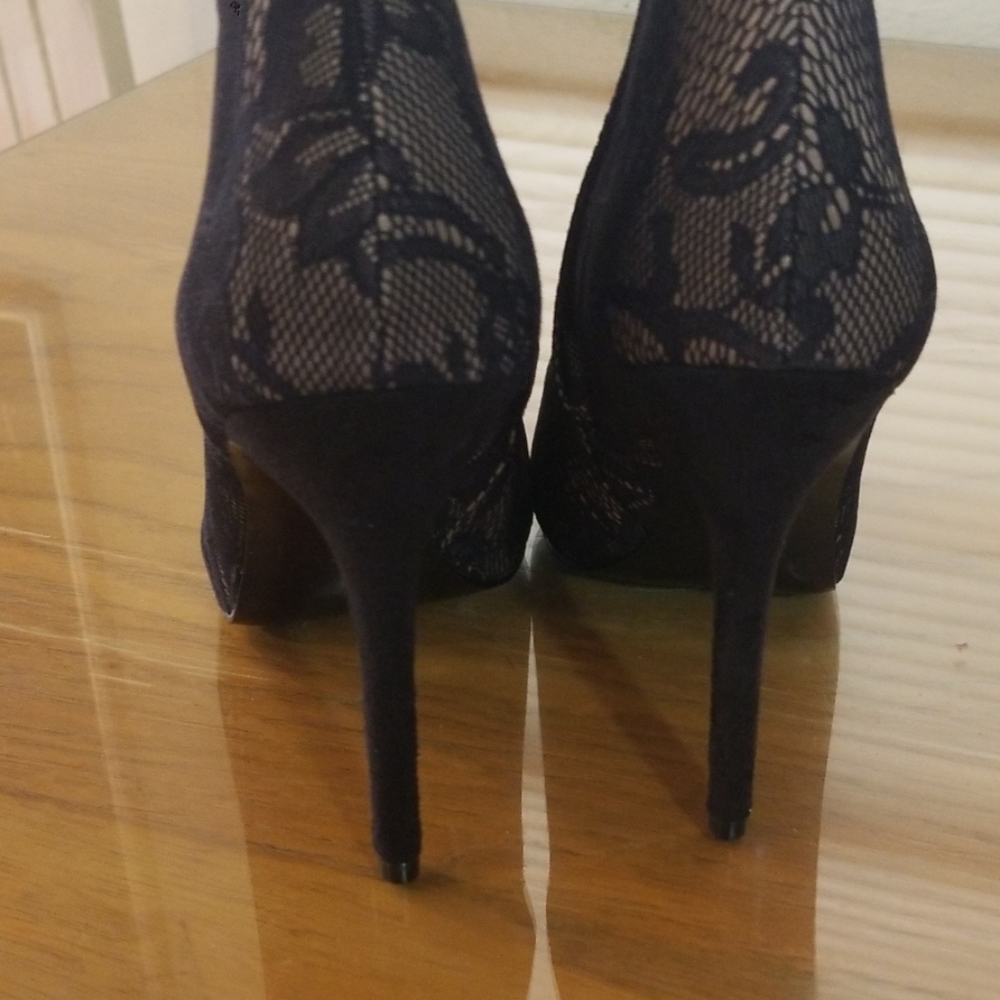Ann Taylor Loft Ellie Lace Heel Bootie sz 10 - Picture 4 of 8